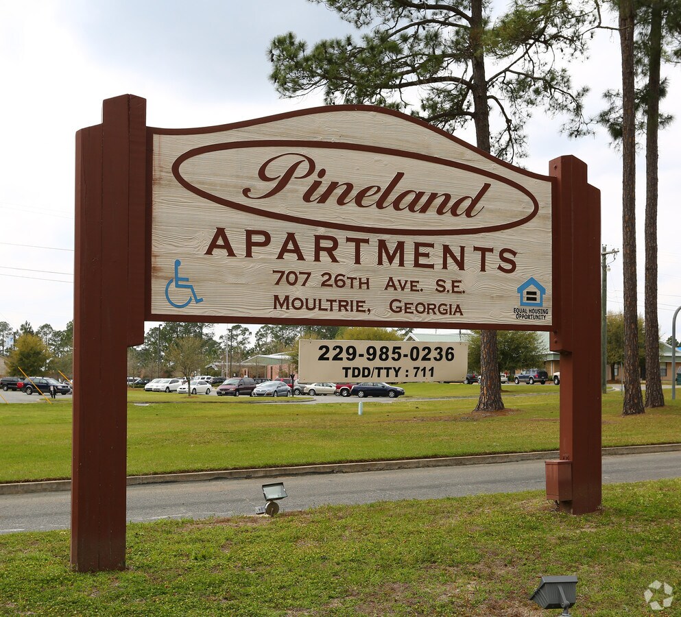 Photo - Pineland Apartments