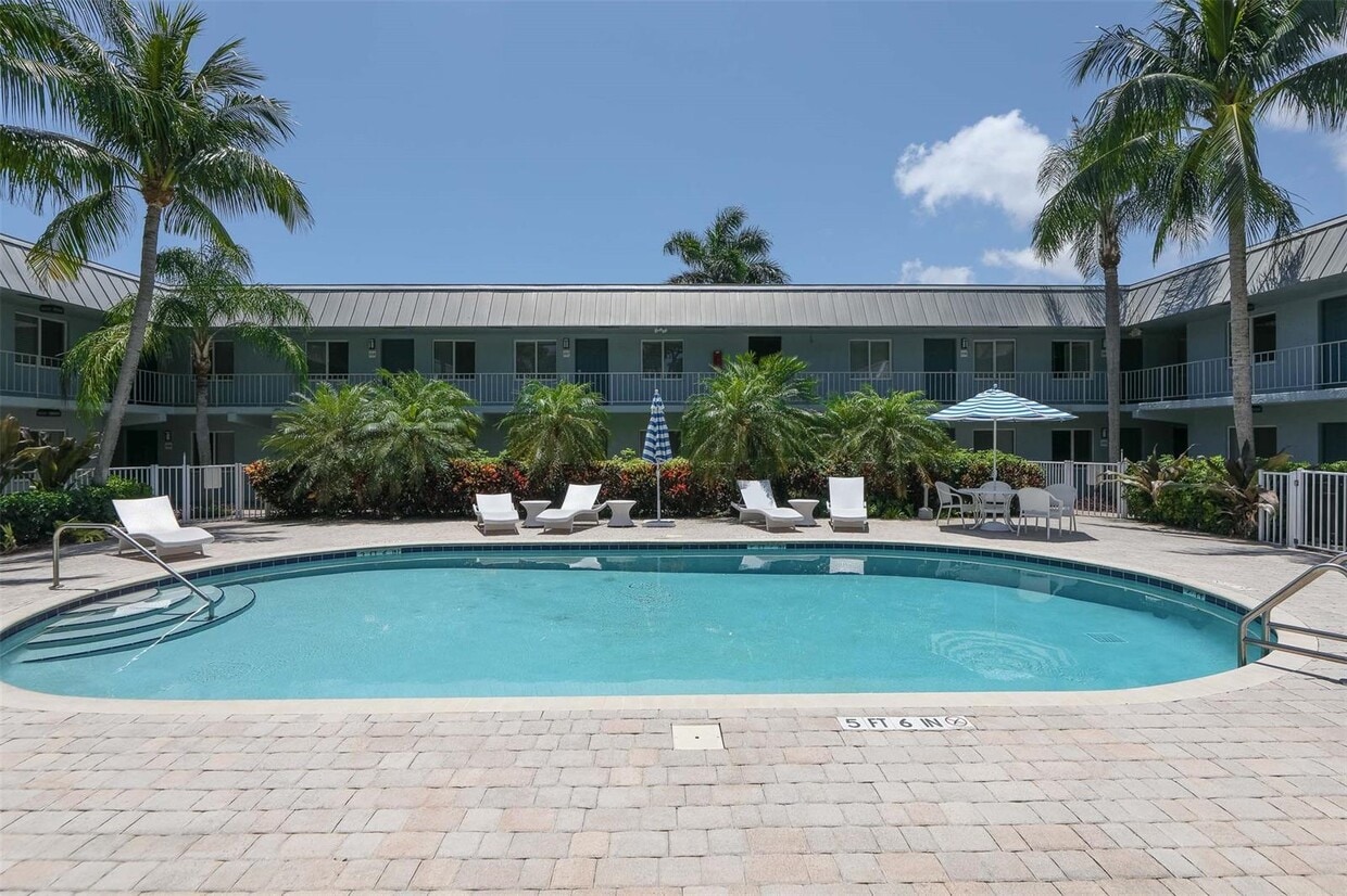 Photo - 1311 NE 18th St (Fort Lauderdale, FL)