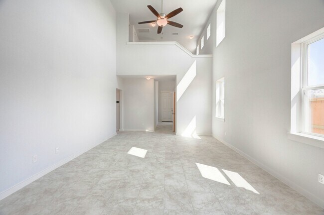 Photo - 21251 Shr Blf Dr
