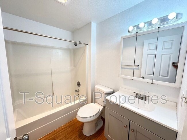 Photo - 2720 204th St SW