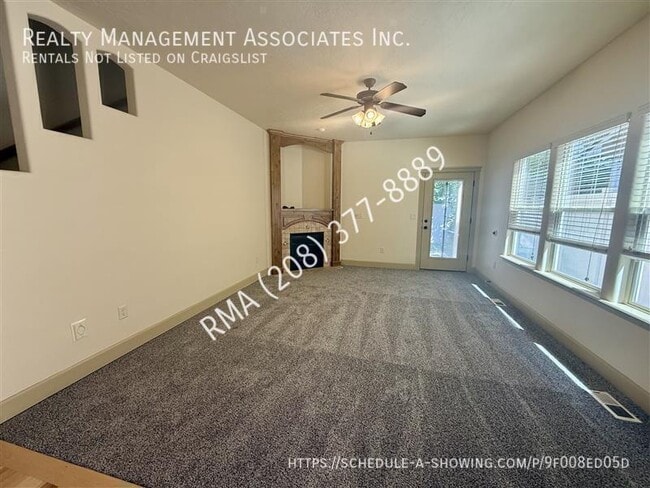 Photo - 2516 E Satterfield St
