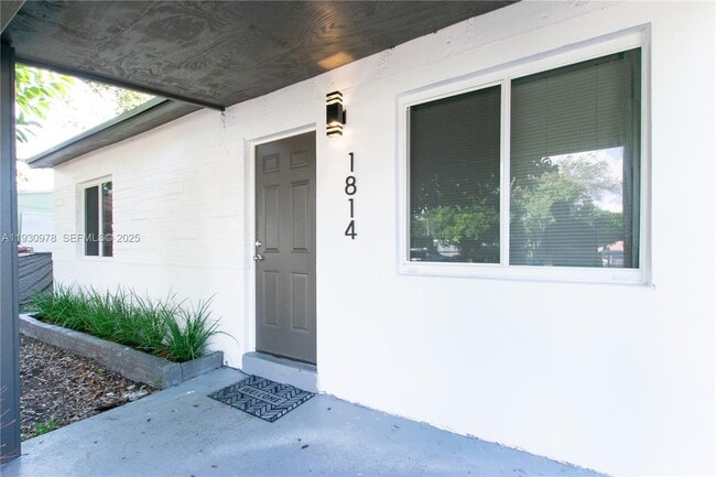 Photo - 1814 NW 8th Pl