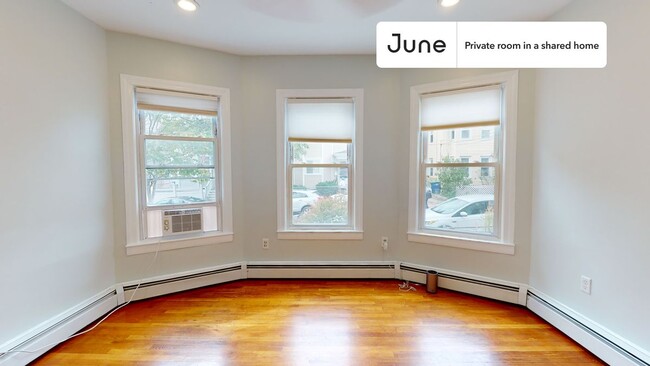 Photo - Room in Shared 3 bed/1 bath home Unidad C