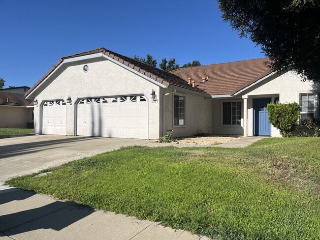 1579 Spyglass Dr