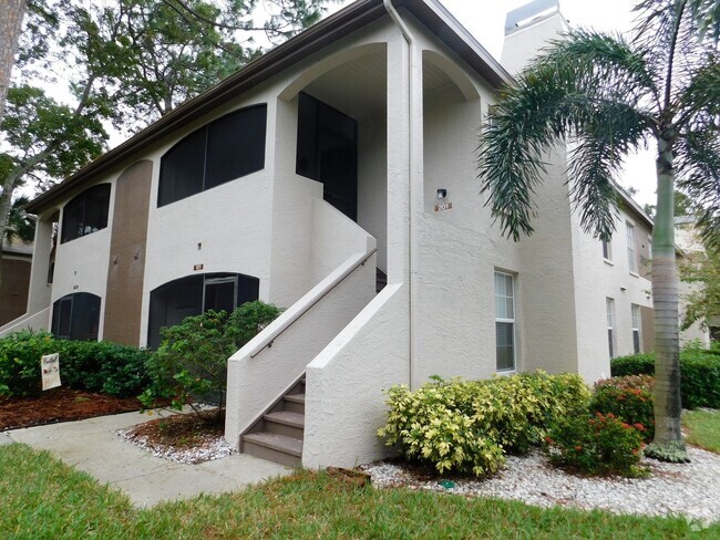 Building Photo - Second floor end condo in Bonaventure Comm... Unit H-201