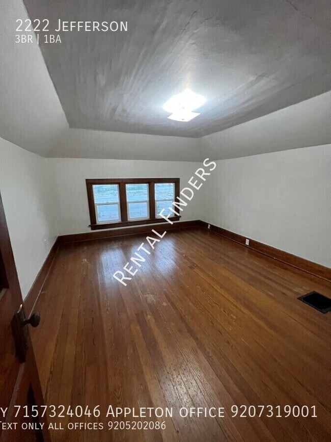 Photo - 2222 Jefferson-