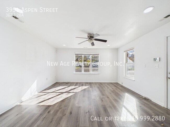 Photo - 3951 Aspen St