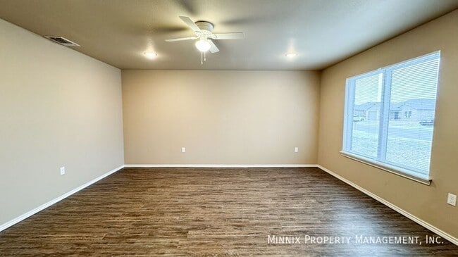 Photo - 2419 N Ave O