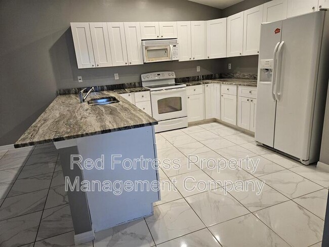 Photo - 310 Gordon Ave S