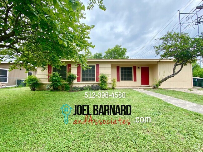 Building Photo - Available June 29: 4 Bedroom Unit in Estab... Rental
