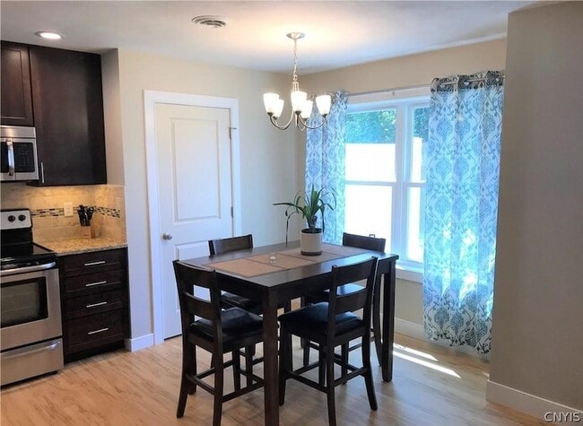 Photo - 122 Pheasants Run