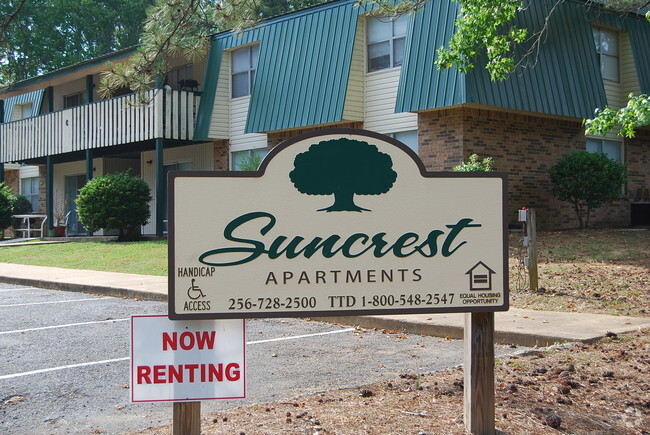 Building Photo - Suncrest Apartments