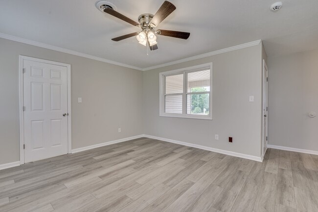 Photo - 250 Almon Ct