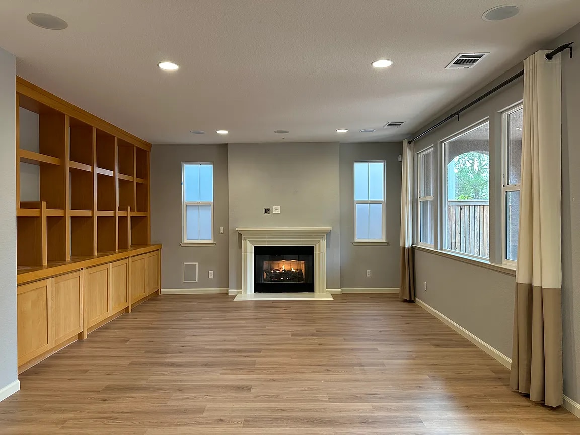 Photo - 3003 Enfield St