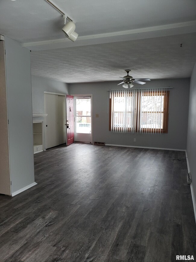 Photo - 1632 Monterey Ct
