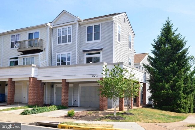 Building Photo - 20456 Cool Fern Square Rental