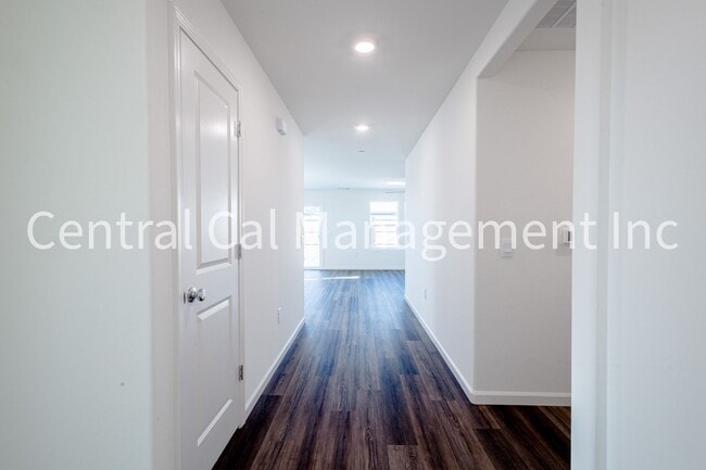 Photo - 4 Bedroom/2 Bath Home with Solar in the Desired Southwest!