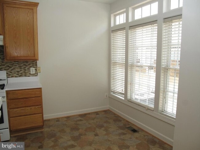 Photo - 8176 Skelton Cir
