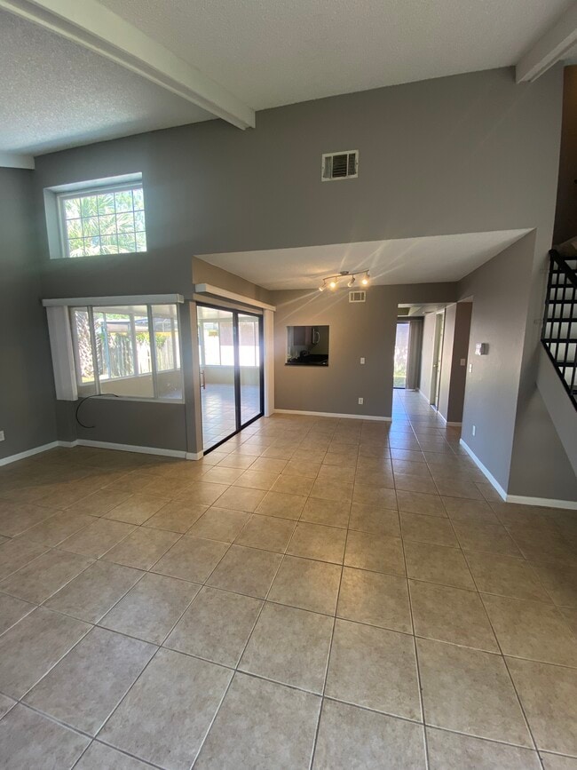 Photo - 5109 Burnside Ct