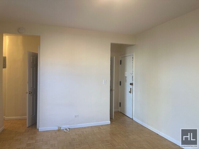 Photo - WEST 187 STREET Unit 6A