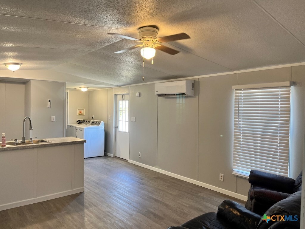Photo - 2887 Kemper City Rd W