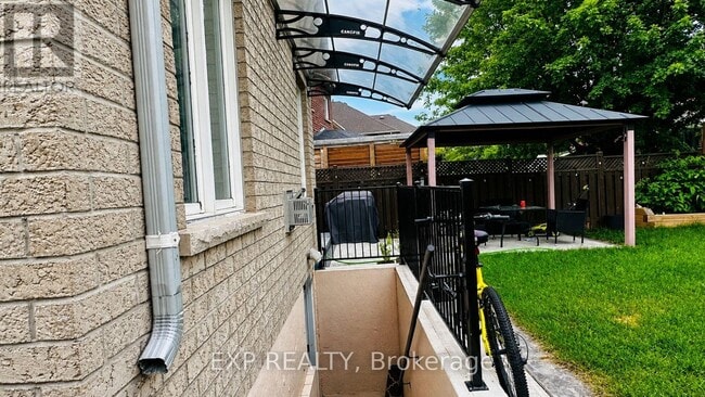 Photo - 6 Lily Ln