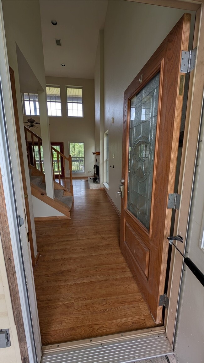 Photo - 2567 Avenue D