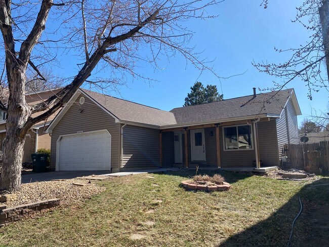 18983 E Mercer Dr