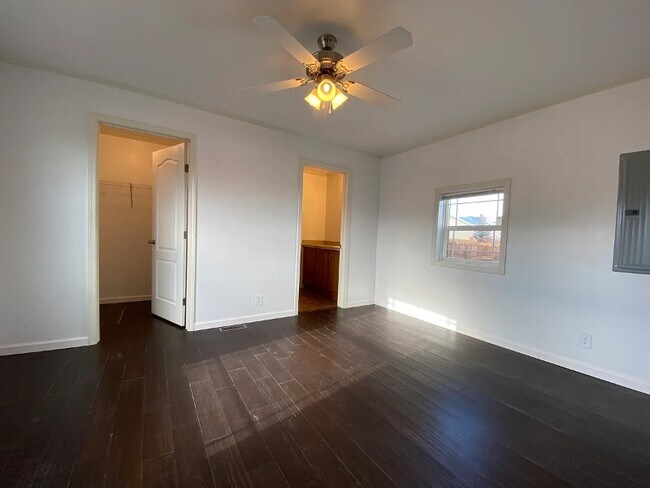 Photo - 112 Nighthawk Rd