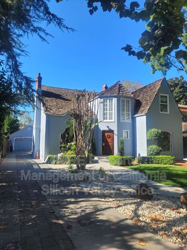 Photo - 659 S 15th St House