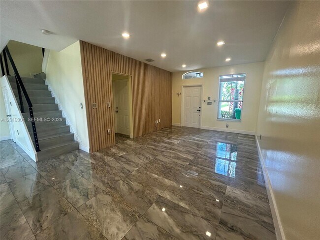 Photo - 254 Riverwalk Cir