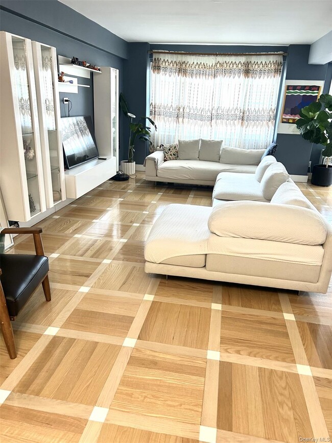 Photo - 89-15 Parsons Blvd Unidad 9