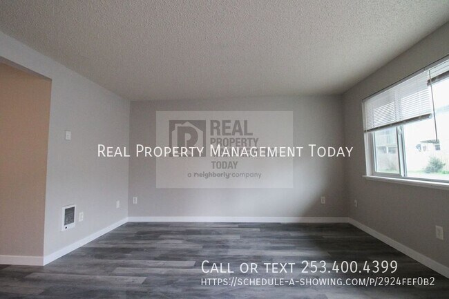 Photo - Upgraded 1bd 1ba apartment with fenced in ... Unidad 3