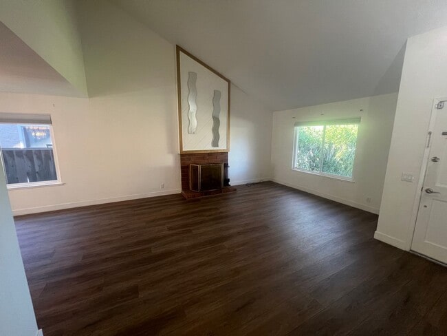Photo - Beautiful 4 bed 2 bath home in San Jose with AC. Must See!
