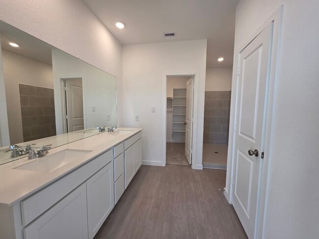 Building Photo - 1743 Magnolia Jade Ct