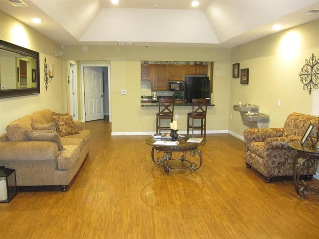 Photo - Applewood Villas