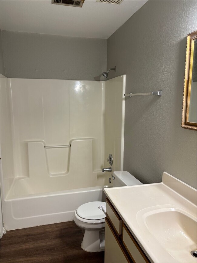 Photo - 1368 E Sequoyah Ct