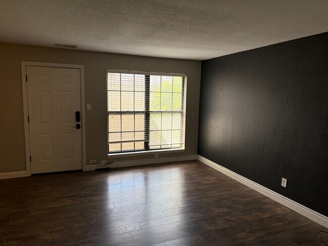 Photo - 2922 SW Lydia Ave Unidad 228