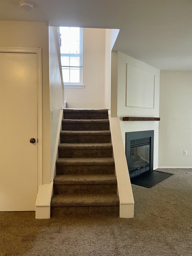 Photo - 62 Winstead Dr