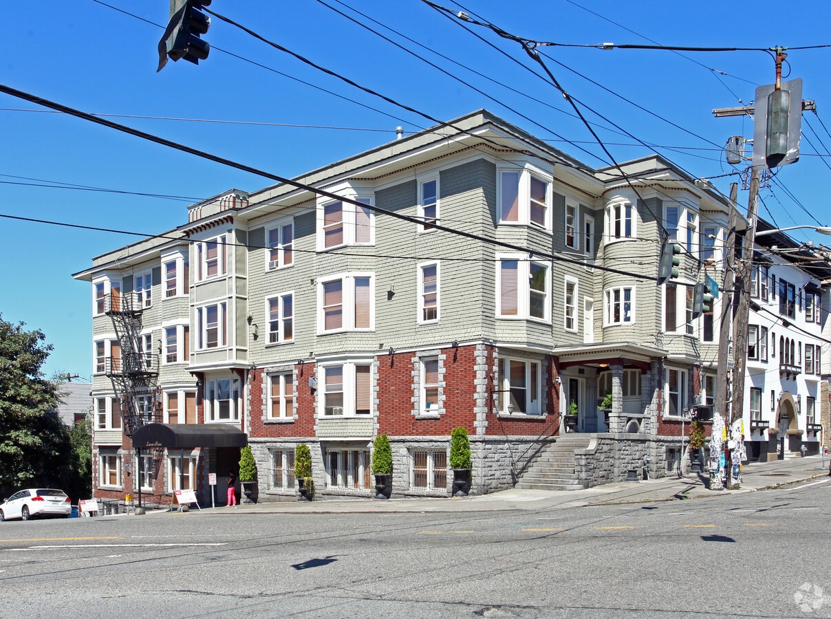 Photo - Lauren Renee Apartments