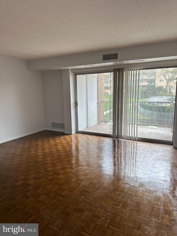 Photo - 100 West Ave