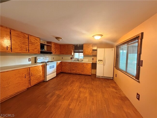 Building Photo - 8086 Marx Dr