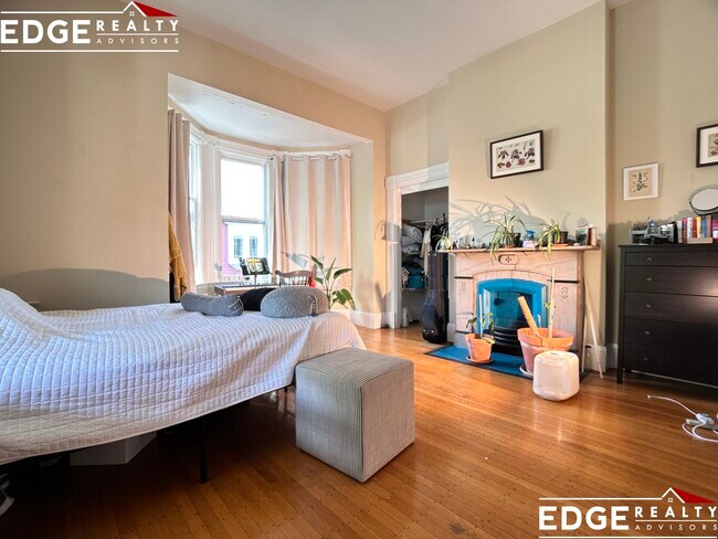 Photo - 30 Murdock St Unit 2