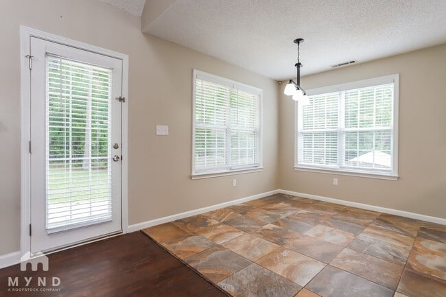 Photo - 2060 Club Bay Dr