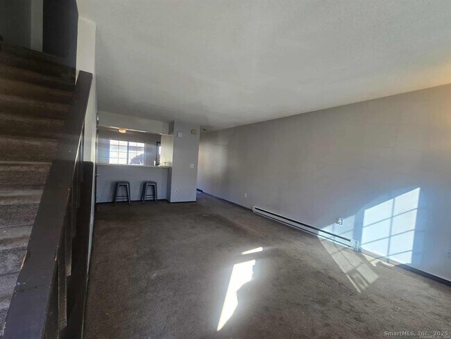 Photo - 921 Hamilton Ave Unit APT 11