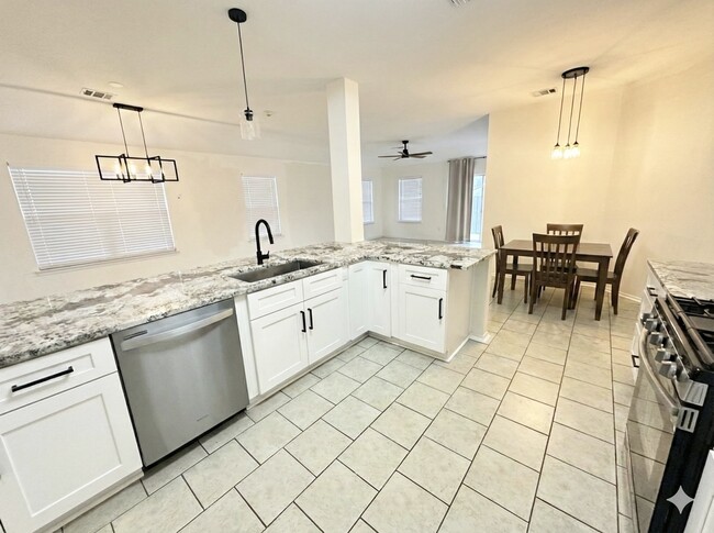 Kitchen - 13215 Regency