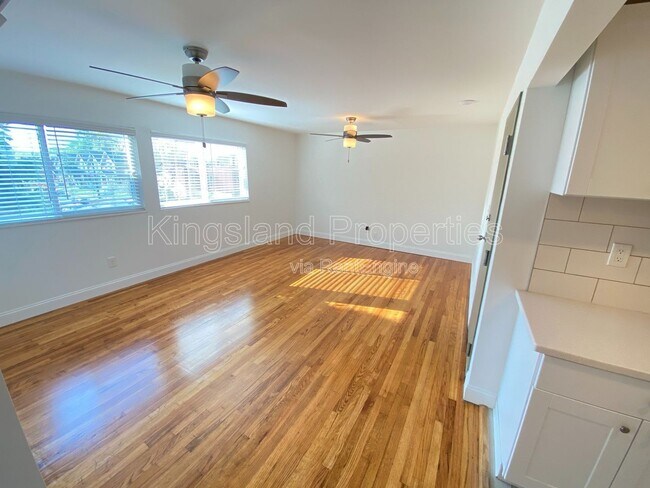 3024 Potomac St Unit 3