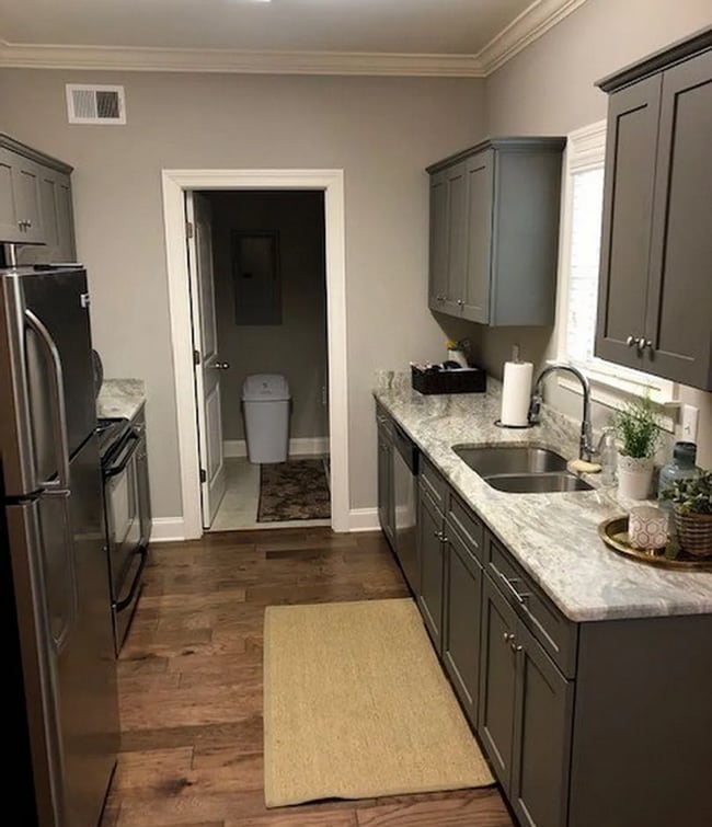 Photo - 4 bed/4.5 Bath