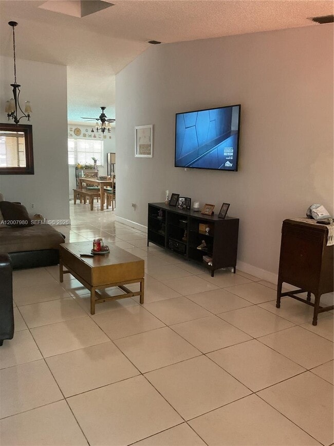 Photo - 14345 SW 52nd St