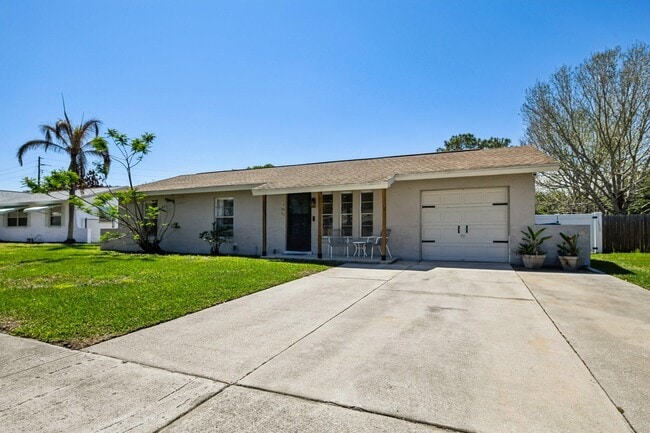 Photo - 1795 Dogwood Dr